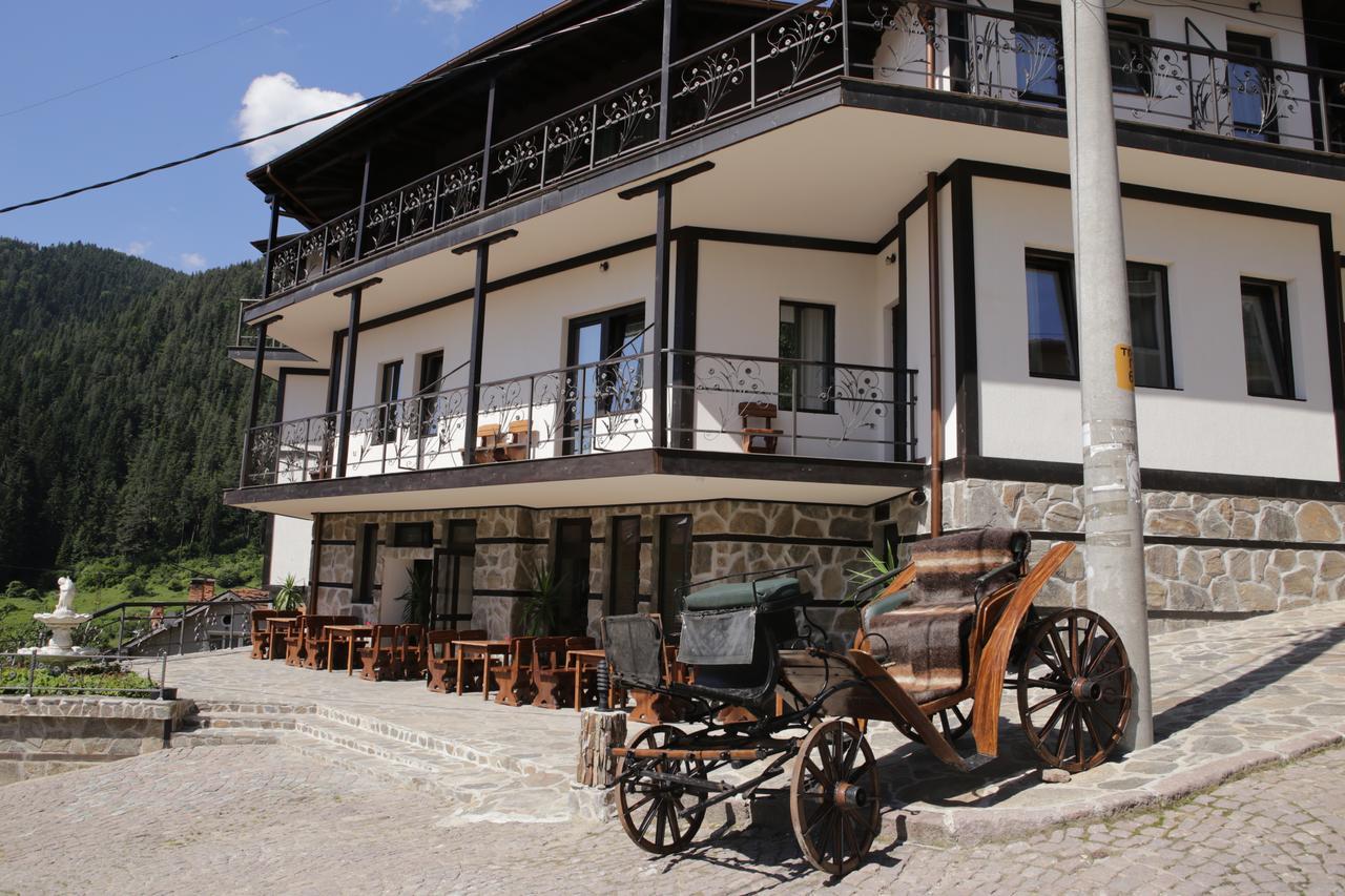 Family Hotel Valchanovata Kashta Fotinovo Eksteriør billede