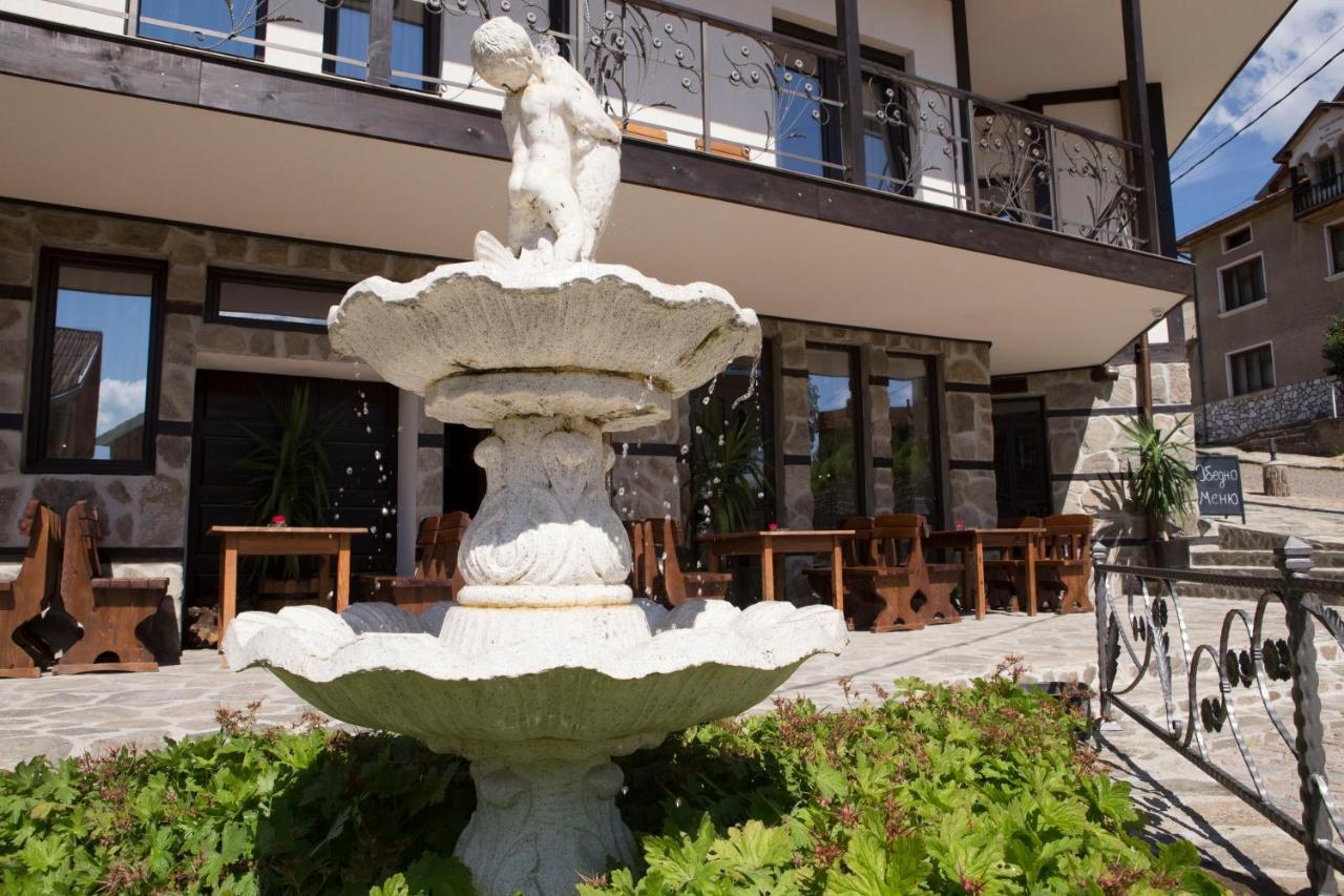 Family Hotel Valchanovata Kashta Fotinovo Eksteriør billede